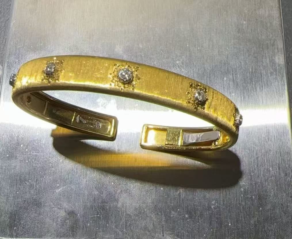 BUCCELLATI K18 Diamond Bangle - 5