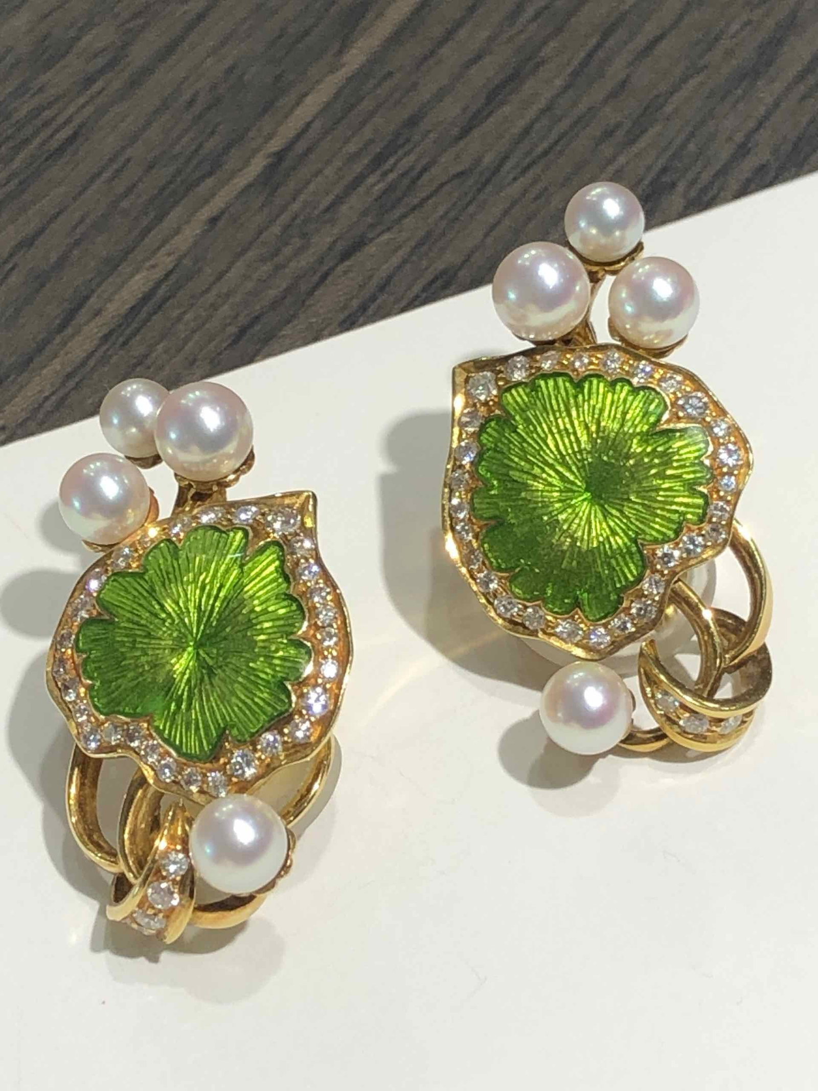 K18 MIKIMOTO AKOYA PEARL EARRING: Type:EARRING Item Name:K18 MIKIMOTO AKOYA PEARL EARRING Brand:MIKIMOTO Metal:18K Accessories:N/A