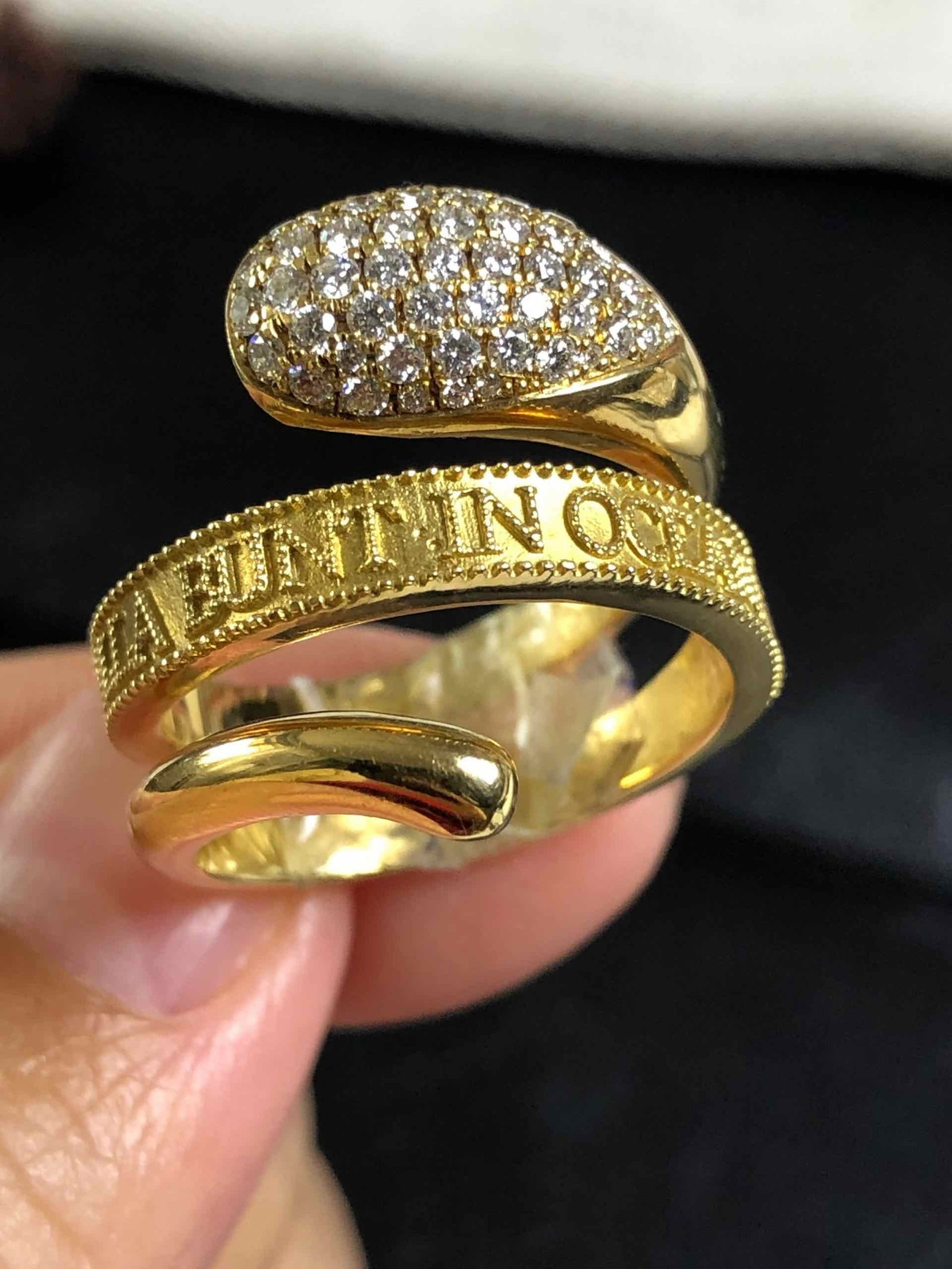 K18 Diamond Ring: Type: Ring Metal:18K Yellow Gold Diamond:0.68ct Size:8(US) Signed By: N/A