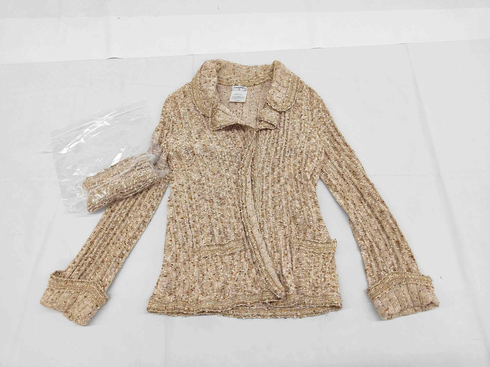 CHANEL KNIT CARDIGAN JACKET: Type:JACKET Item Name:CHANEL KNIT CARDIGAN JACKET Brand:CHANEL Size:#36 Accessories:N/A