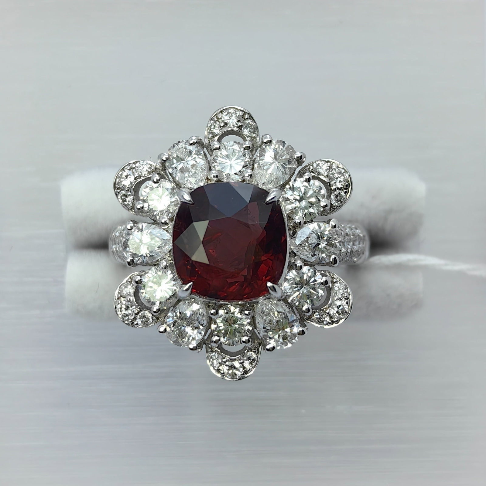 18K Mozambique VVDR NH Ruby Diamond Ring: Type: Ring Metal:18K White Gold Ruby:3.02ct Diamond:1.92ct Size:7(US) Signed By: N/A Additional Information: GRS