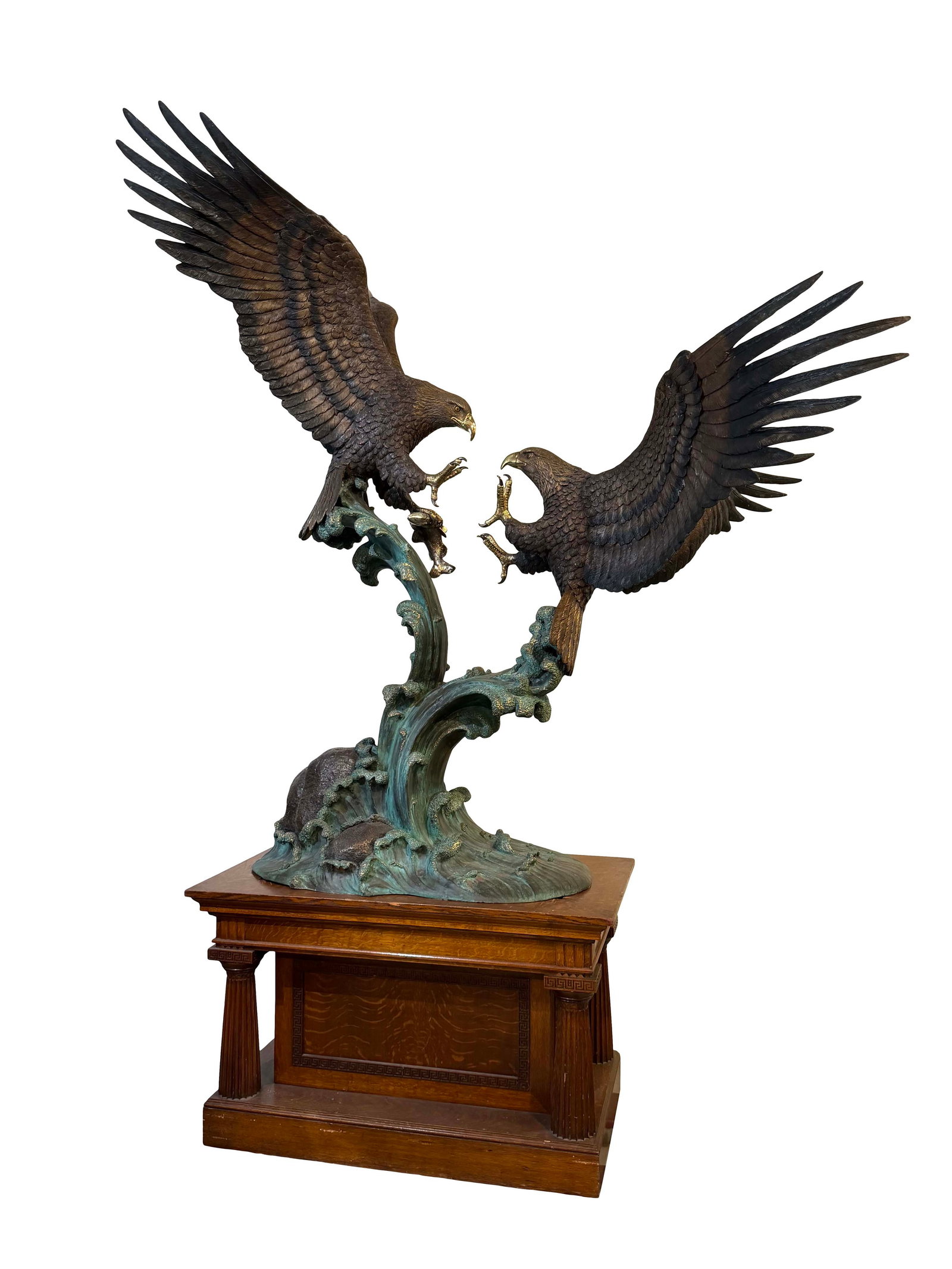 MONUMENTAL LIFE SIZE DOUBLE BRONZE FIGHTING EAGLES - GREAT QUALITY - SITTING ON A QUARTERSAWN (1 of 5)