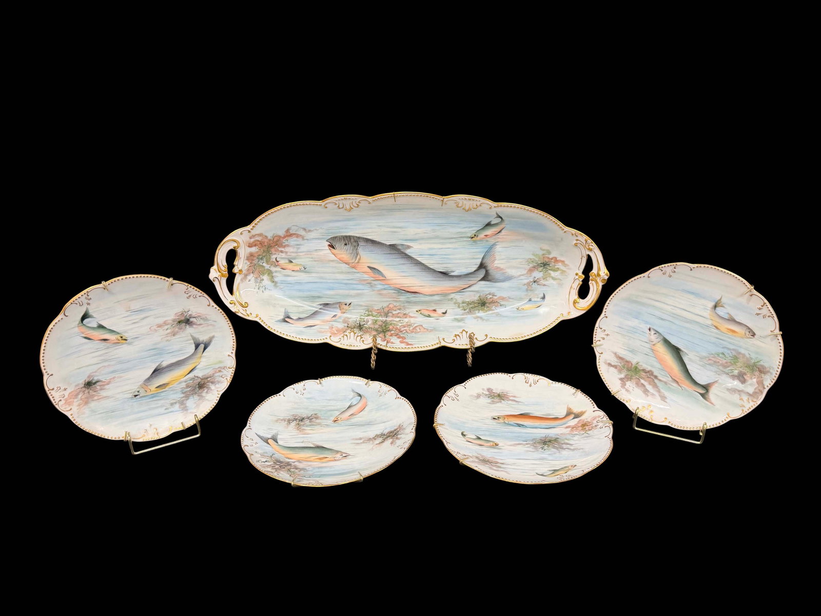 5 PC SET OF HAND PAINTED FRENCH PORCELAIN FISH SET, PLATTER SIZE 10" X 23", PLATES 8 1/2" (1 of 2)