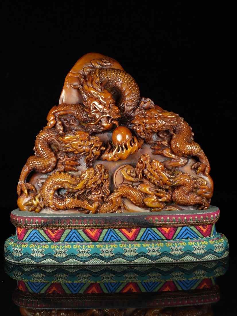 Qing Dynasty QianLong Shoushan Tianhuang Stone Carved 5 Dragon Statue (1 of 9)