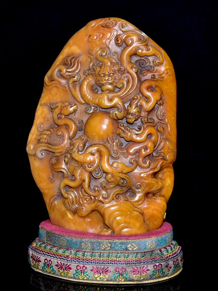 Old Collection Shoushan Tianhuang Stone Carved Five Dragons Statue, Qianlong Mark (1 of 9)