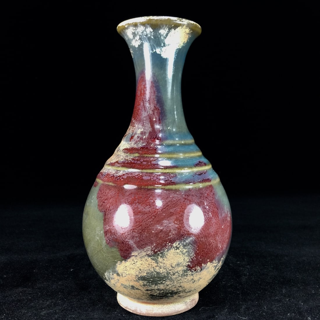 Chinese Song Dynasty Jun Ware Porcelain Yuhuchun Vase (1 of 9)