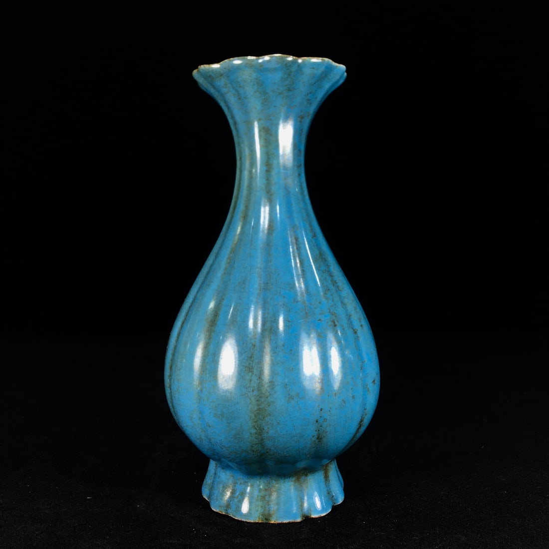 Chinese Song Dynasty Chai Ware Porcelain Lobed Vase (1 of 9)