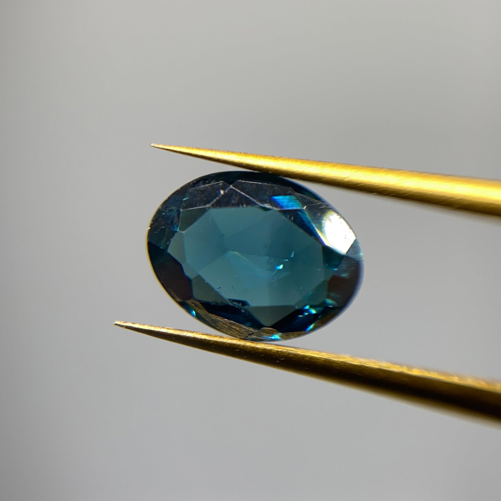 Rare Natural Blue Tourmaline Gemstone: A beautifully faceted 1.17ct natural indicolite tourmaline with crisp cutting and a desirable, deeply saturated blue hue. Crisp indicolite cuts with deeply saturated blue hues are exceptionally rare. 