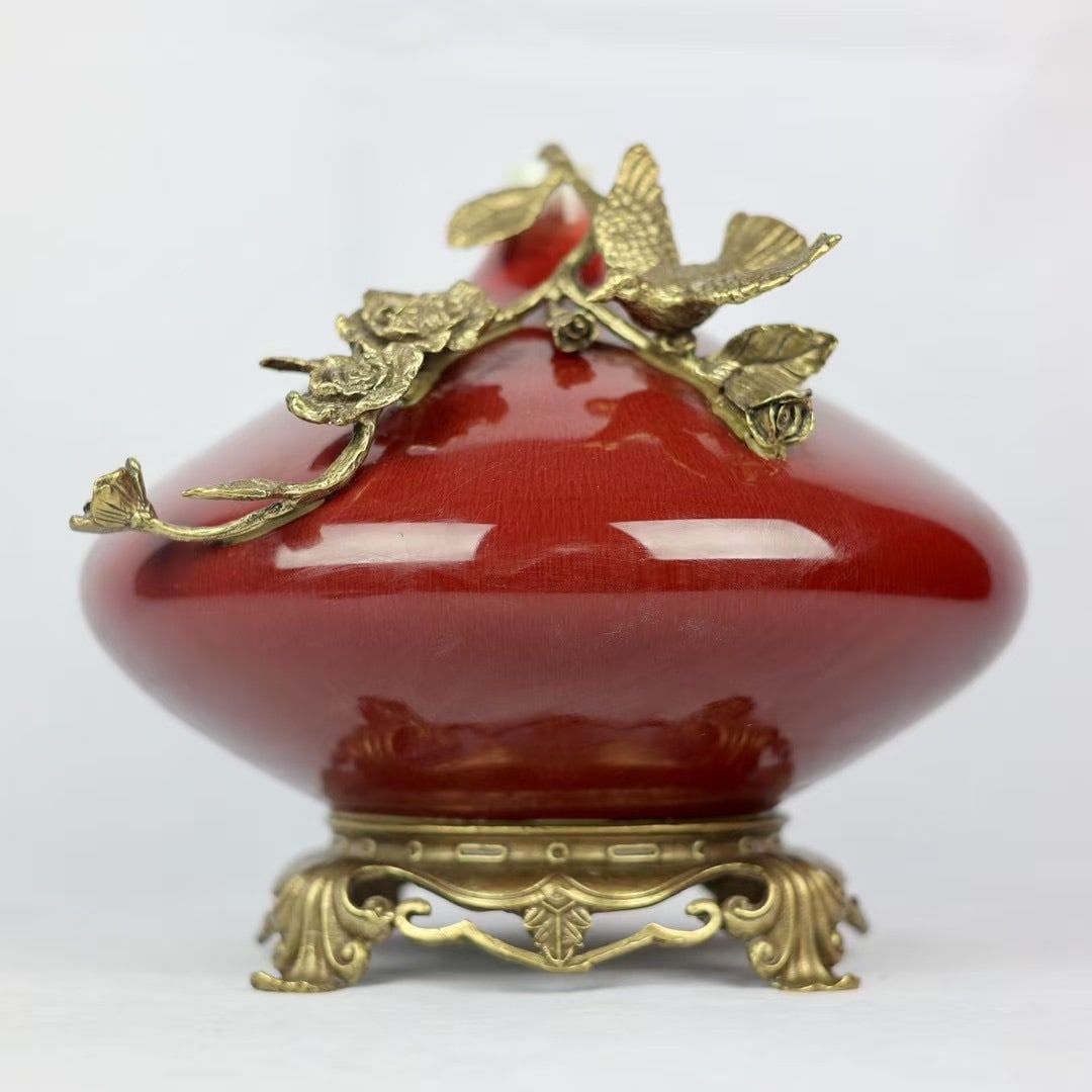 A beautiful Lang kiln red bronze inlaid flower and bird pattern flat-bellied vase: Exquisite Lang kiln red inlaid copper flower and bird pattern flat-bellied vase Size:H:28cm Calibre:3cm D:28cm Bottom:19cm (The Dimensions Of All Batches Are Manually Measured.If You Need More Detaile