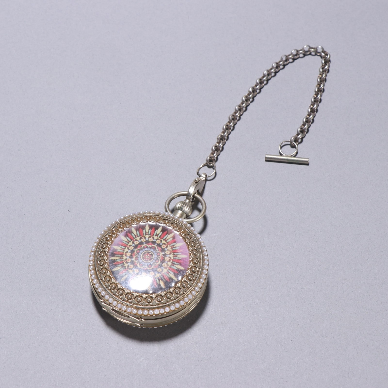 A fine copper mechanical pocket watch: Exquisite copper mechanical pocket watch Size:W:6.8cm 5.5cm W:0.1743kg (The Dimensions Of All Batches Are Manually Measured.If You Need More Detailed Information, Please Contact Our Customer Service B