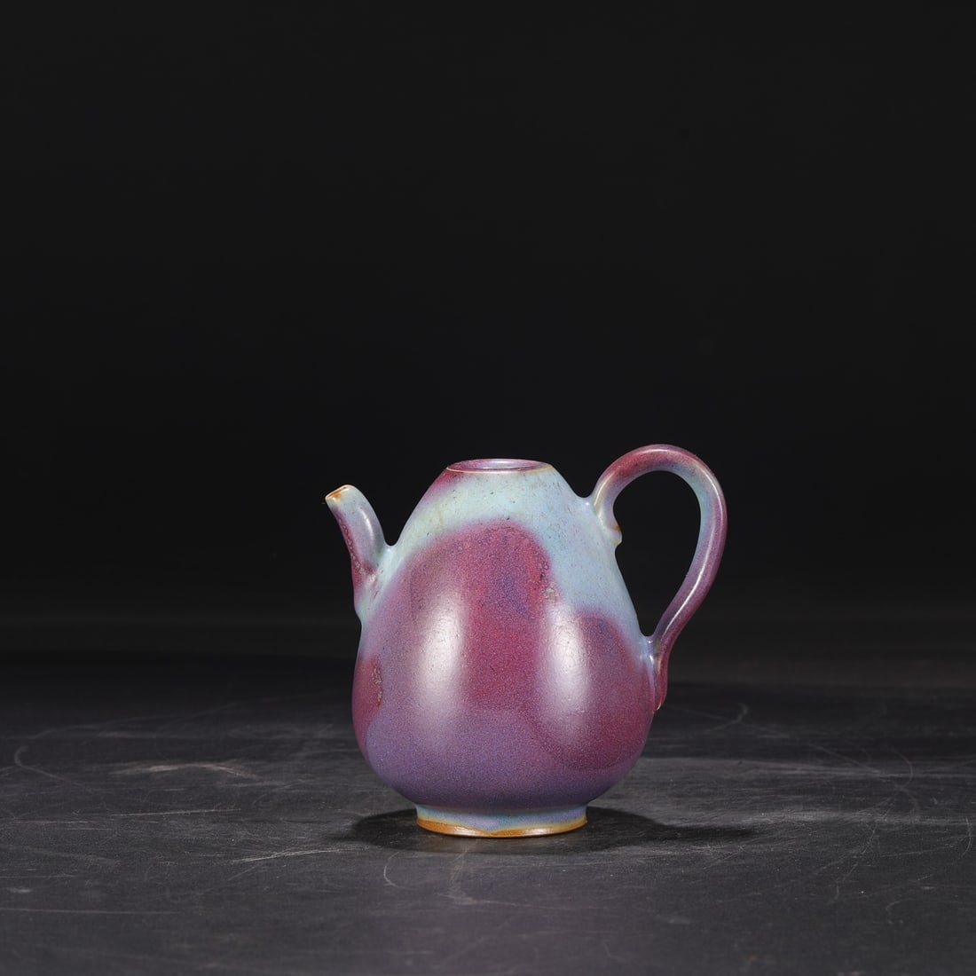 A purple and red spotted pot of the Song Dynasty Jun kiln Jingyang Palace: The purple and red spotted pot of the Song Dynasty Jun kiln Jingyang Palace Size:D:13.5cm D:13.5cm Calibre:2cm (The Dimensions Of All Batches Are Manually Measured.If You Need More Detailed Informatio