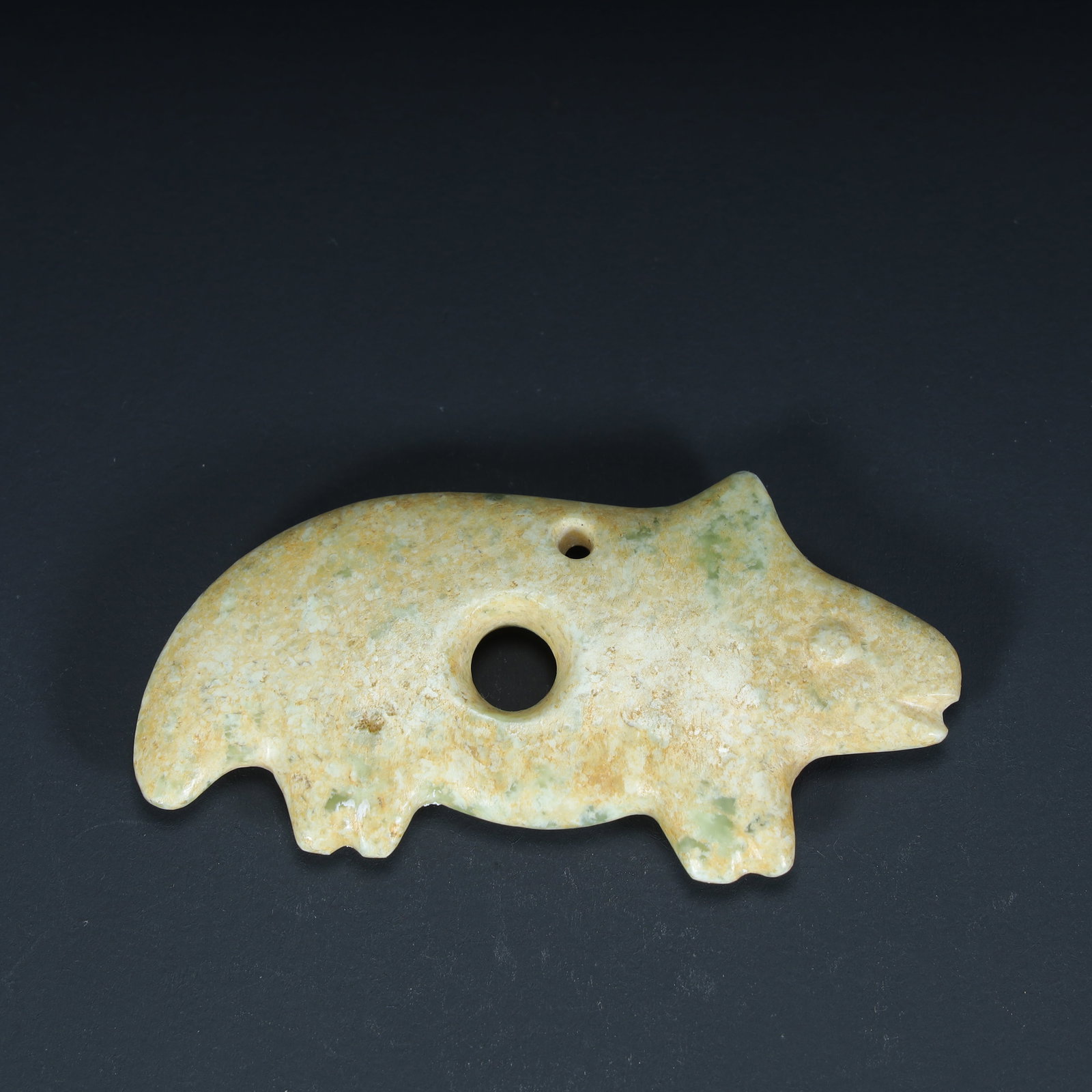 A jade pig dragon beast-shaped jade of the Hongshan culture (1 of 8)