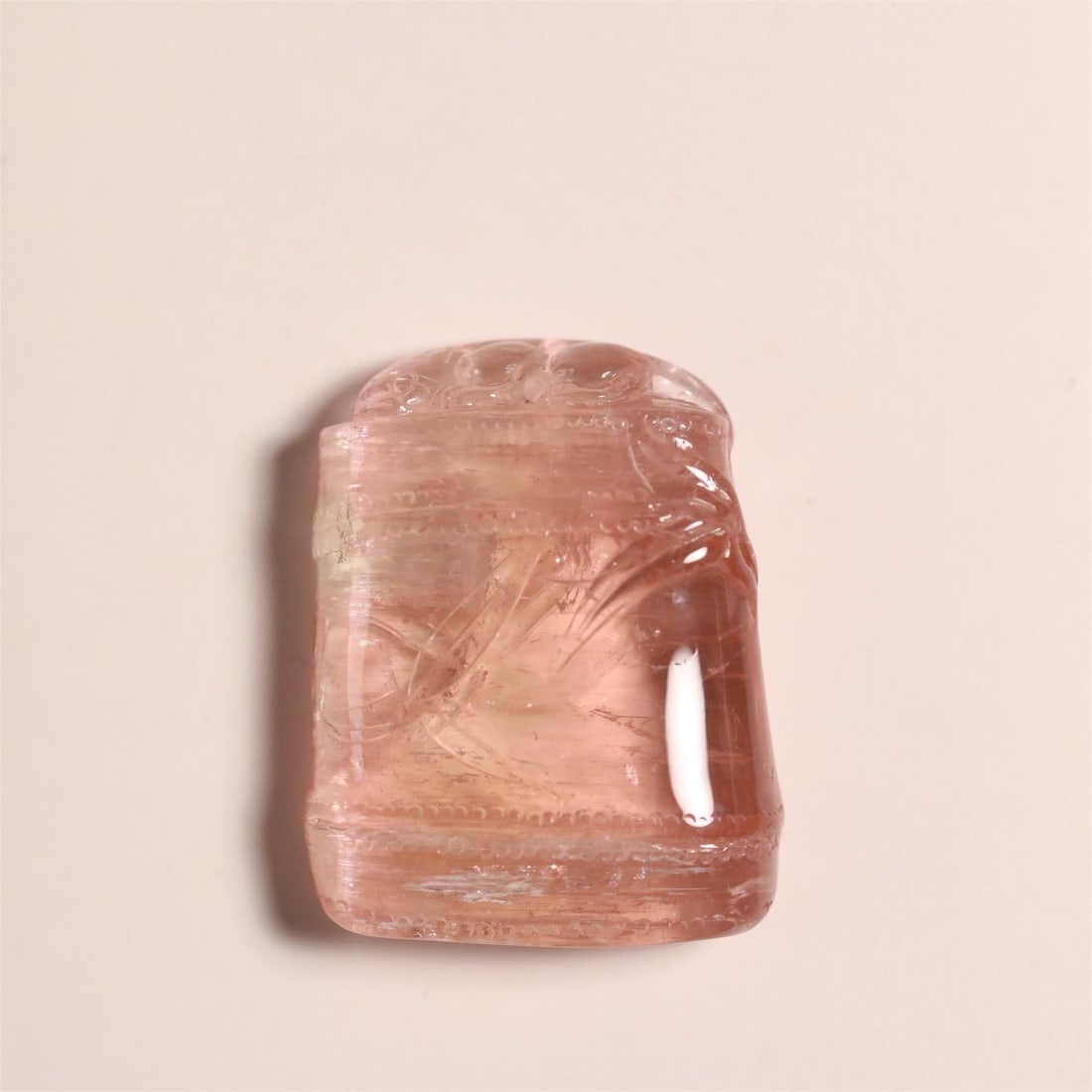 A beautiful glue-free orange pink bamboo pendant: Exquisite glue-free orange pink auspicious beast bamboo pendant Size:3.37x2.67x1.06cm W:0.0189kg (The Dimensions Of All Batches Are Manually Measured.If You Need More Detailed Information, Please Cont