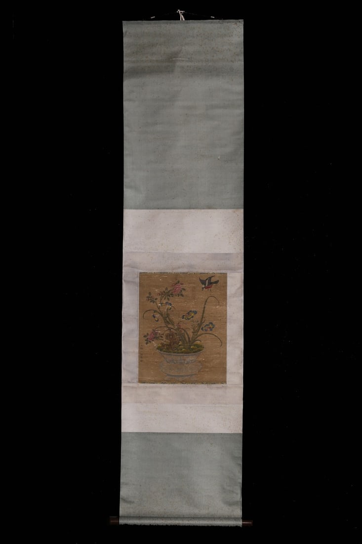 A vertical scroll of Zou Yigui's Qing offering flowers on silk (1 of 8)