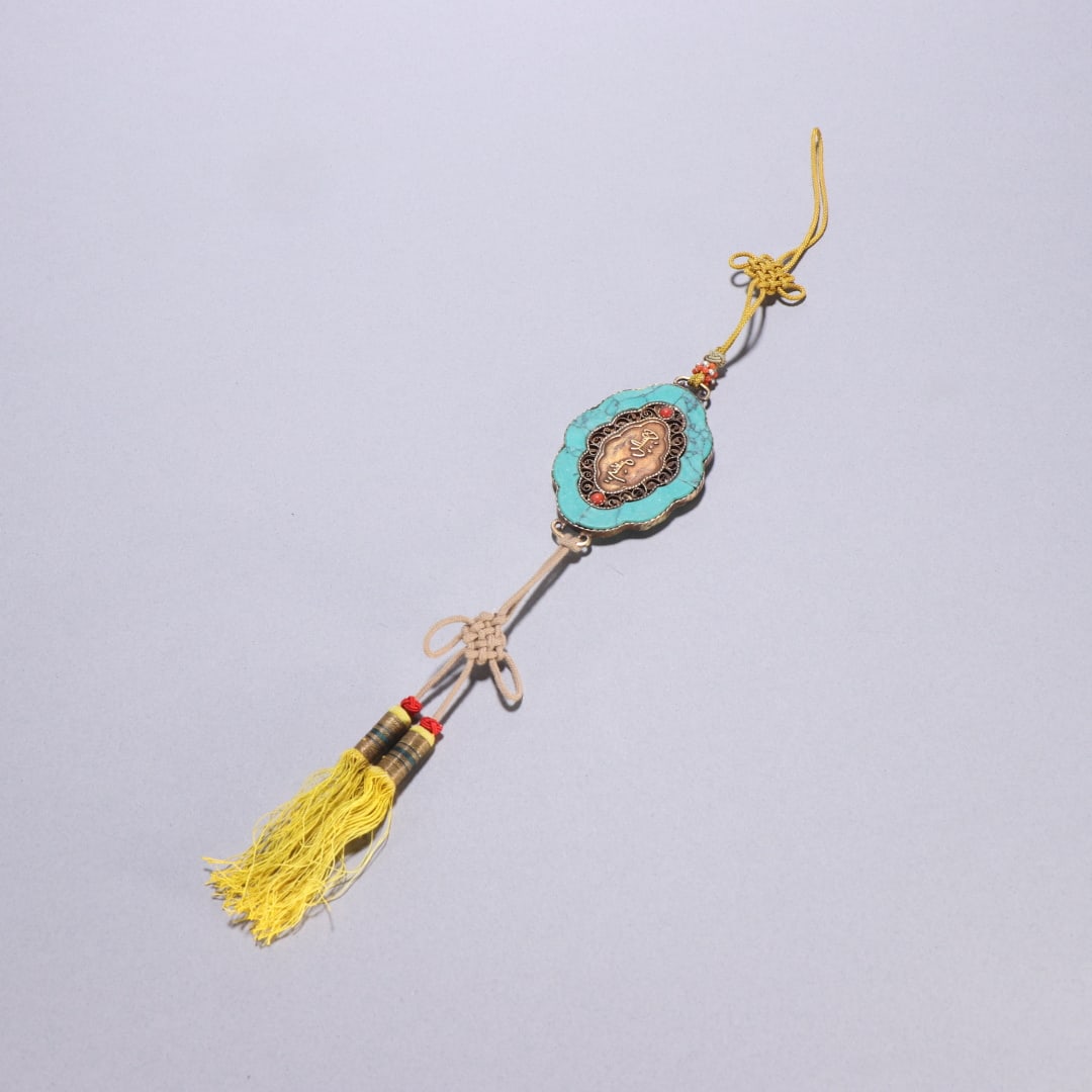 A silver-gilt turquoise fasting plaque from the Qing Dynasty: The silver-gilt turquoise fasting of the Qing Dynasty was listed Size:W:6.7cm 4.5cm W:0.0362kg (The Dimensions Of All Batches Are Manually Measured.If You Need More Detailed Information, Please Contac