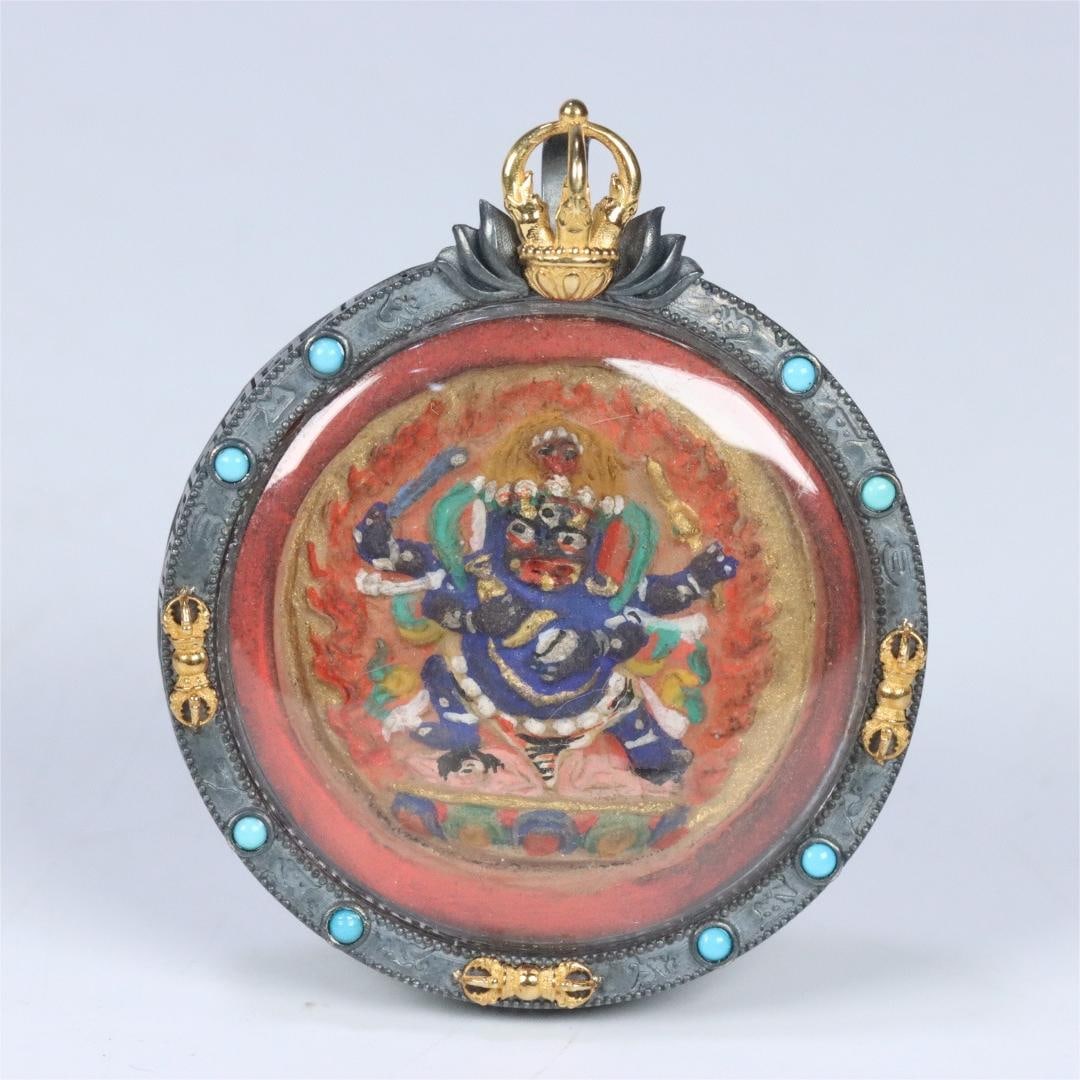 A beautiful 18K gold method mud mineral raw material black God of Wealth Gawu box: Exquisite 18K gold method mud mineral raw material black God of Wealth Gawu box Size:5.28x4.42x1.48cm W:0.031kg (The Dimensions Of All Batches Are Manually Measured.If You Need More Detailed