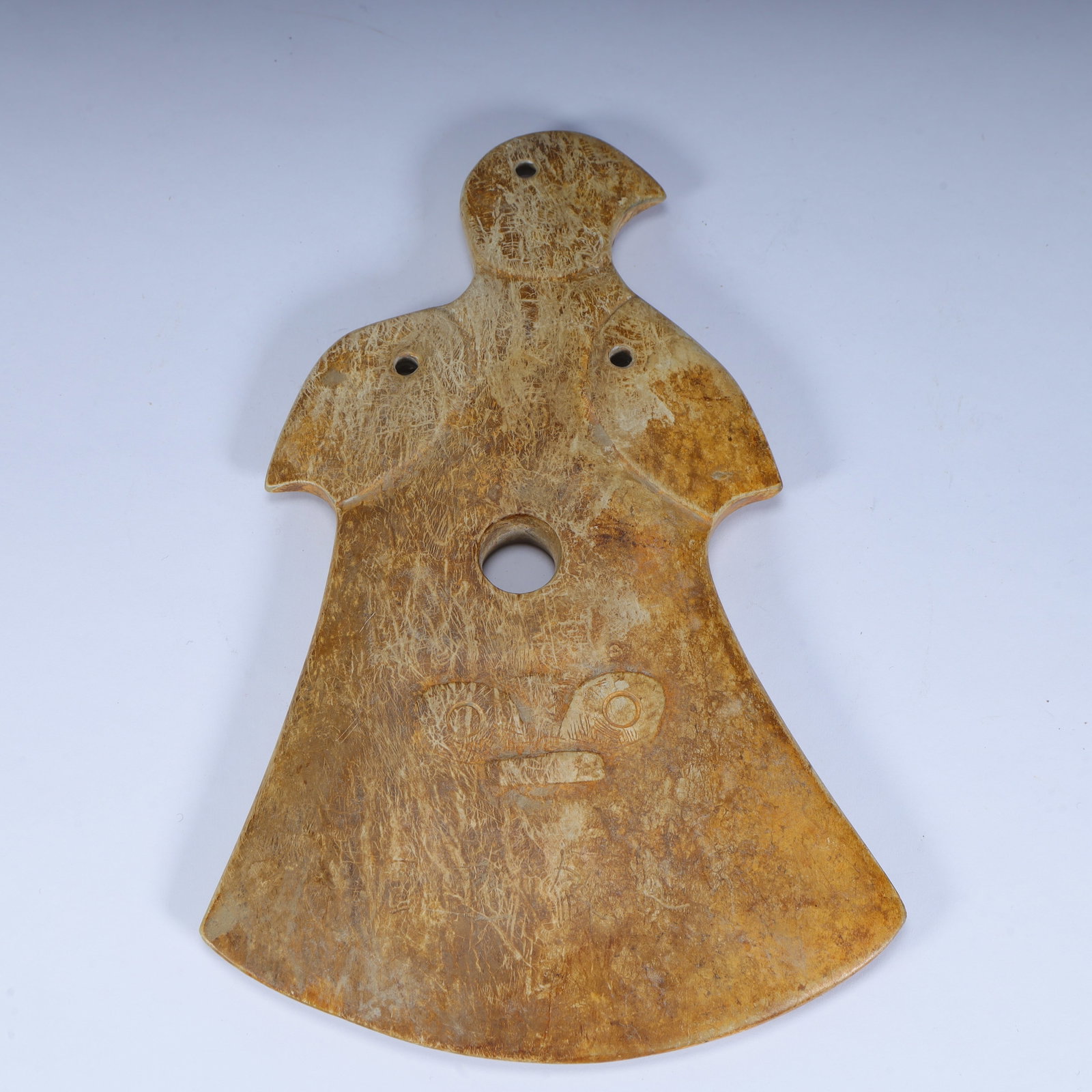 A beautiful eagle head pattern jade axe (1 of 10)