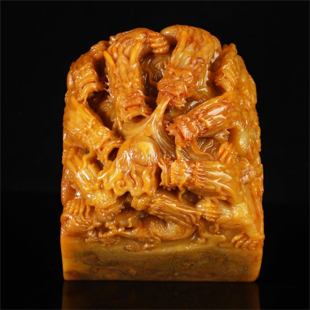 A beautiful Shoushan stone ornament (1 of 9)