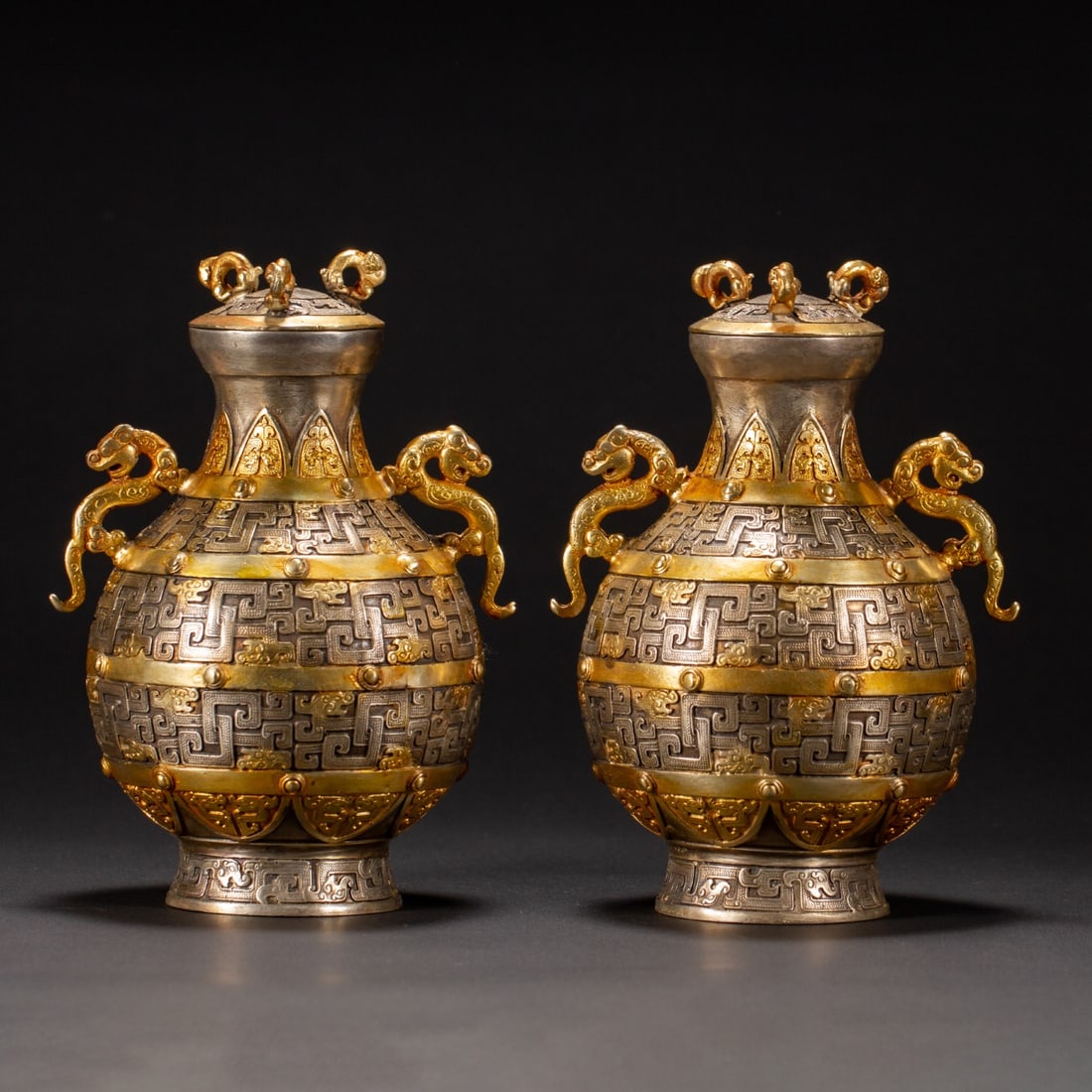 A pair of fine silver-gilt vases (1 of 8)