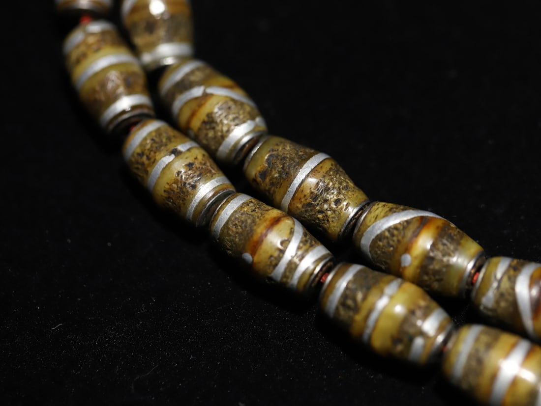 A beautiful old Gabala bag silver bead string - 8