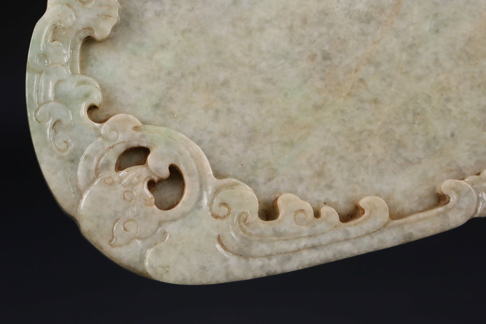 A Qing Dynasty study jade bat pattern inkstone - 7