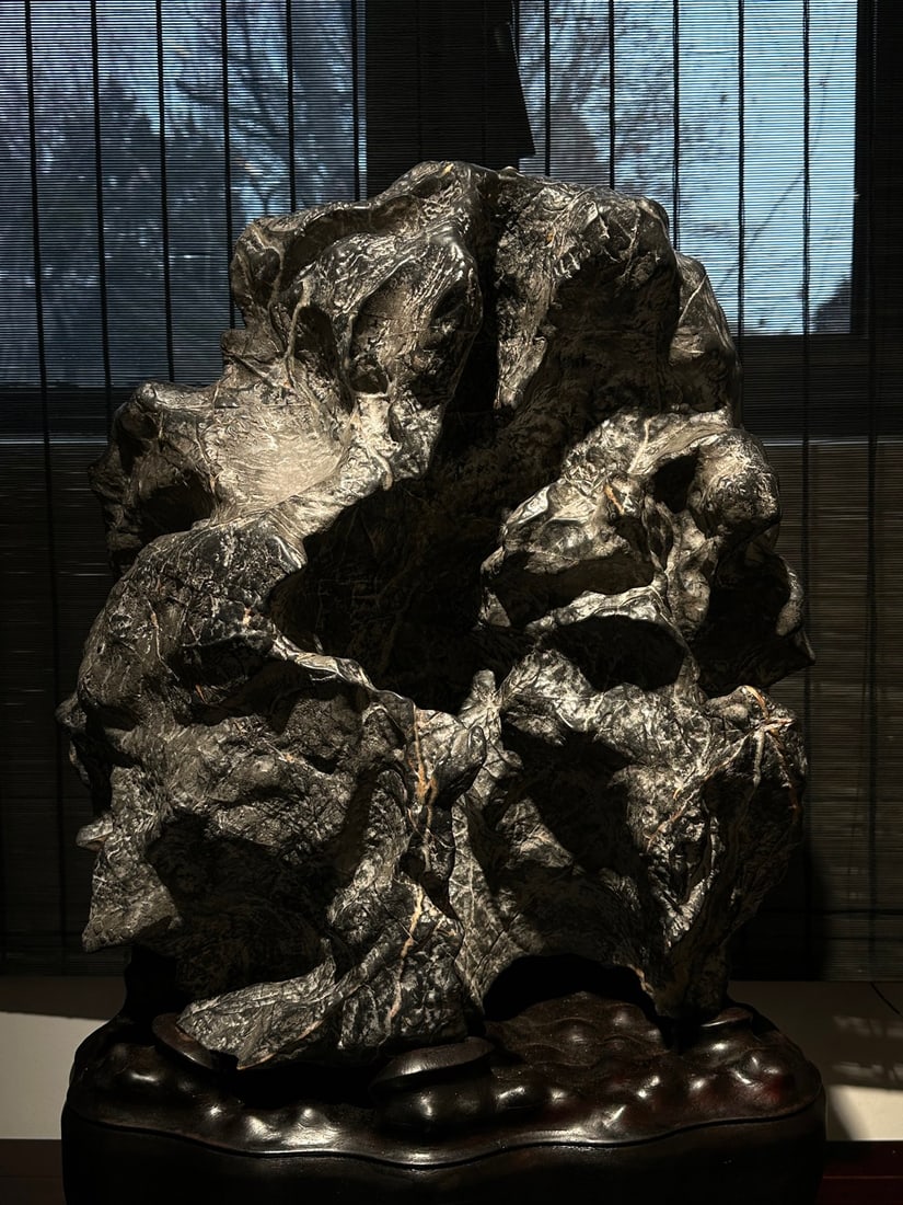 A fine Lingbi stone - 3