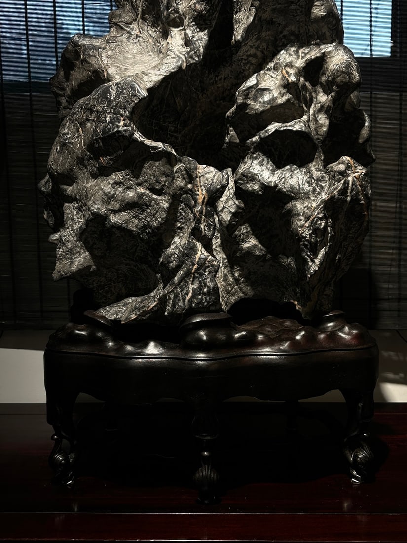 A fine Lingbi stone - 4