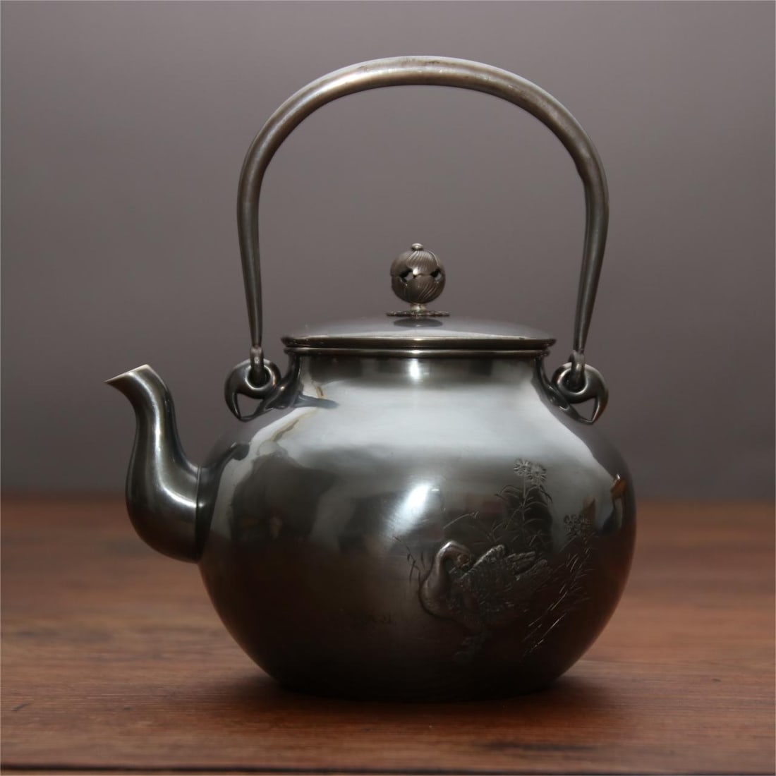 A beautiful Japanese silver pot Ikoma model (1 of 8)