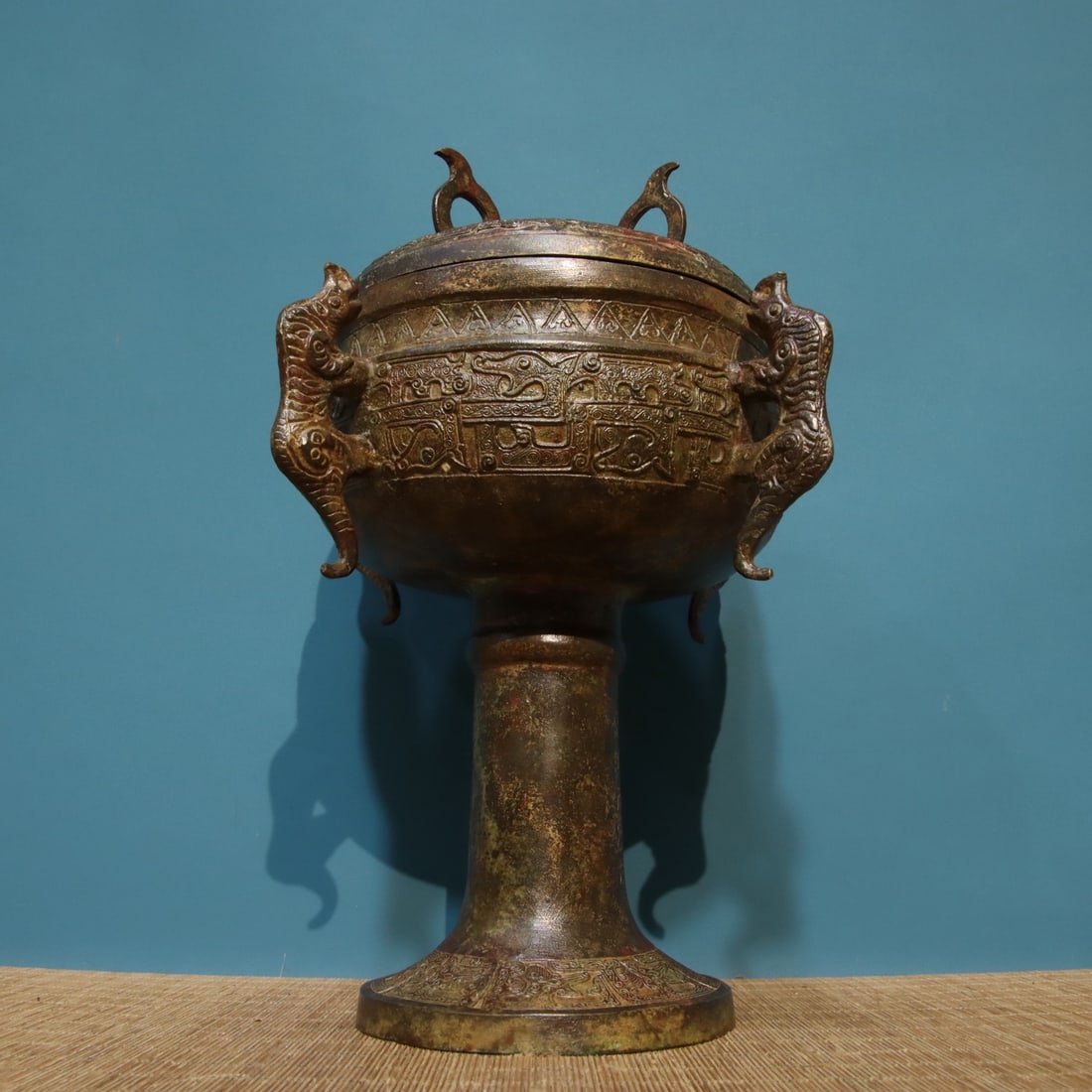 A fine bronze piece - 2