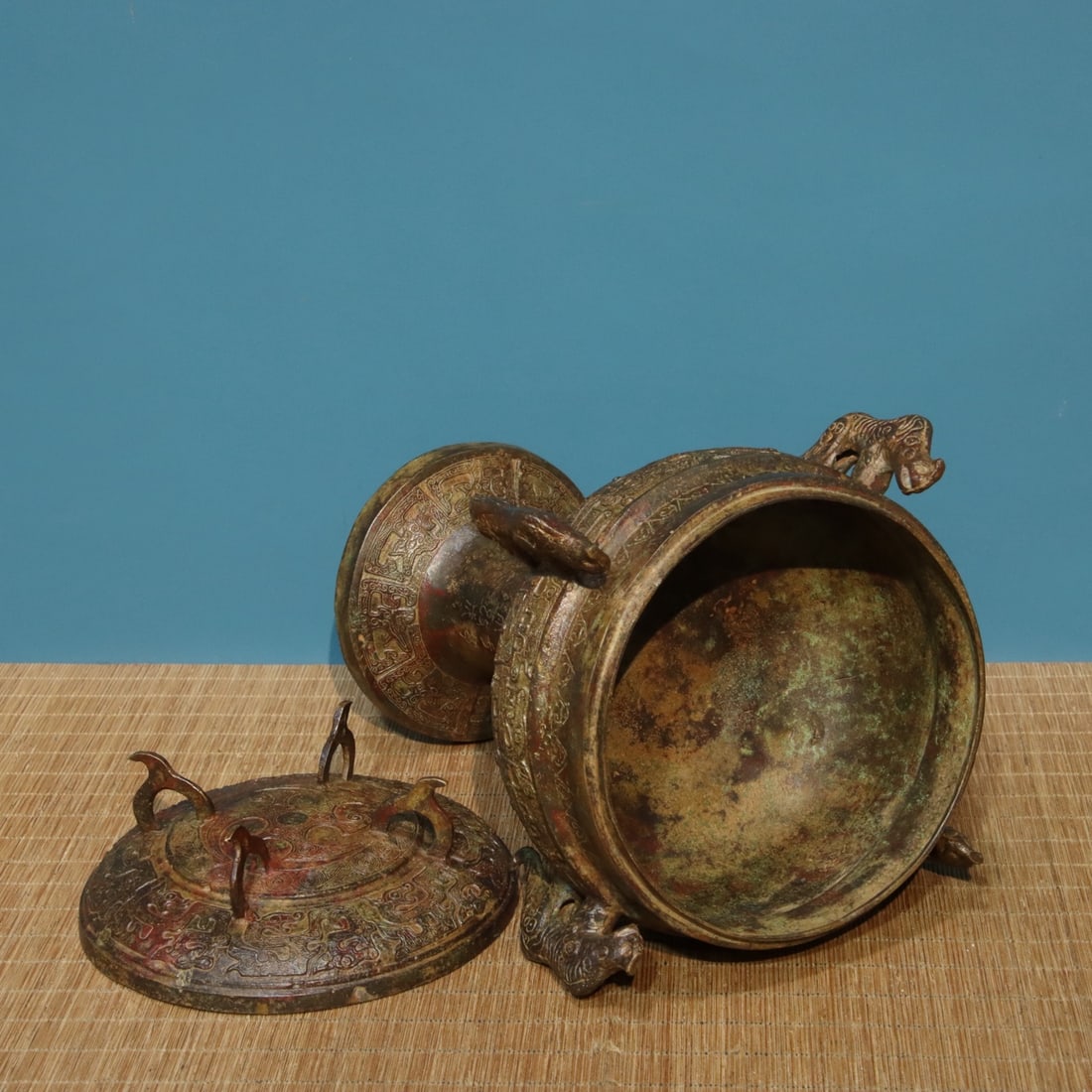 A fine bronze piece - 7