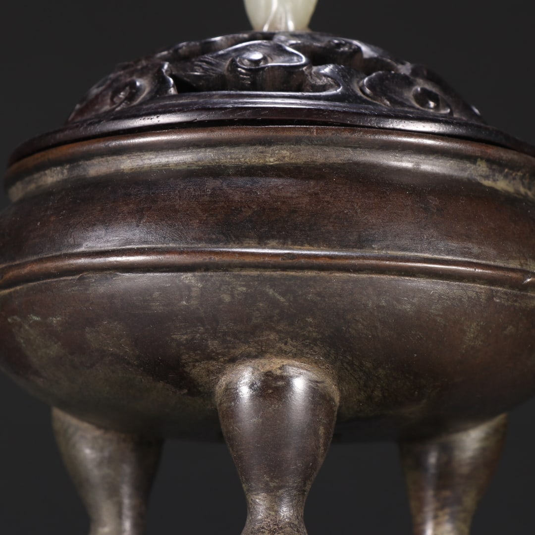 A beautiful copper-tired three-legged aroma diffuser - 2