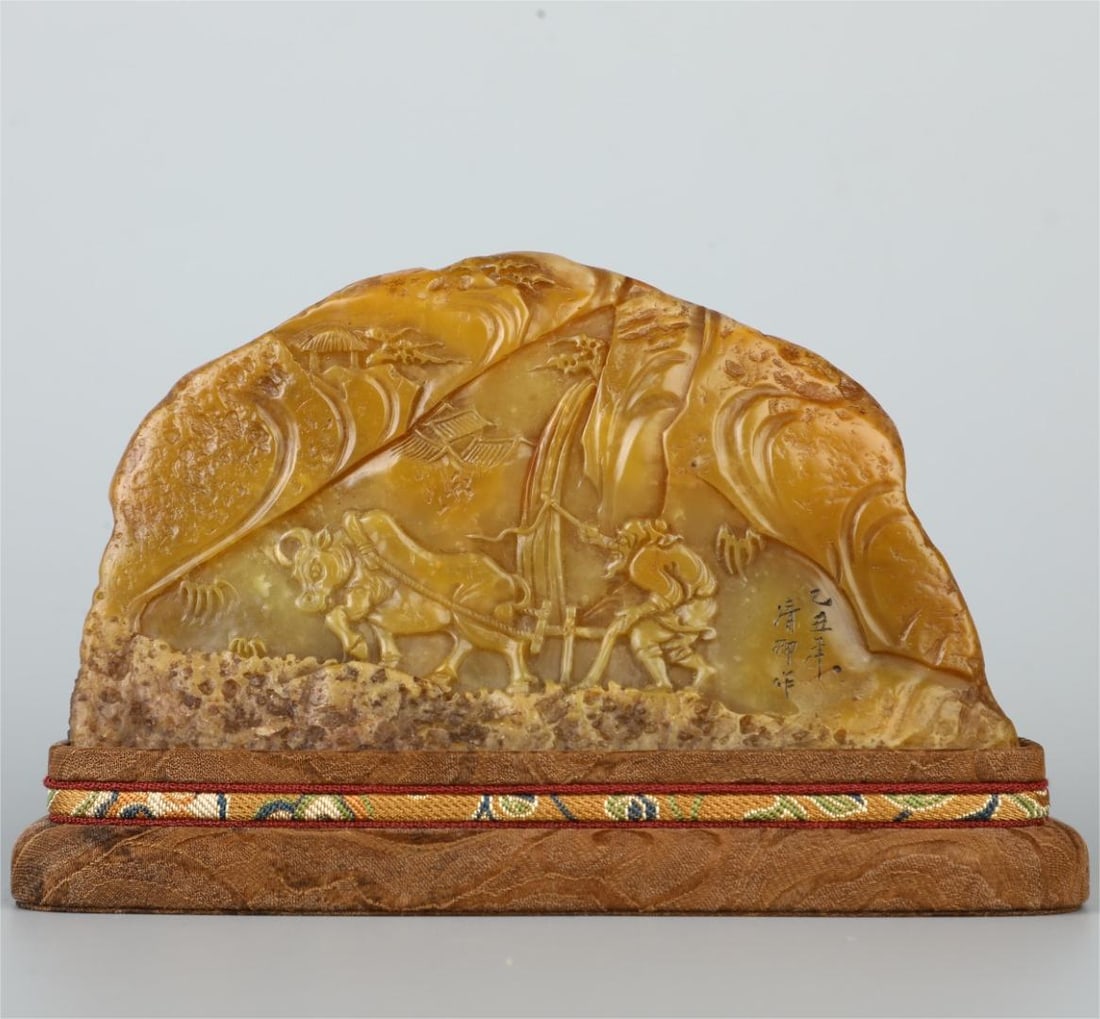 A beautiful Shoushan Tian Huangshanzi Qingqing (1 of 9)