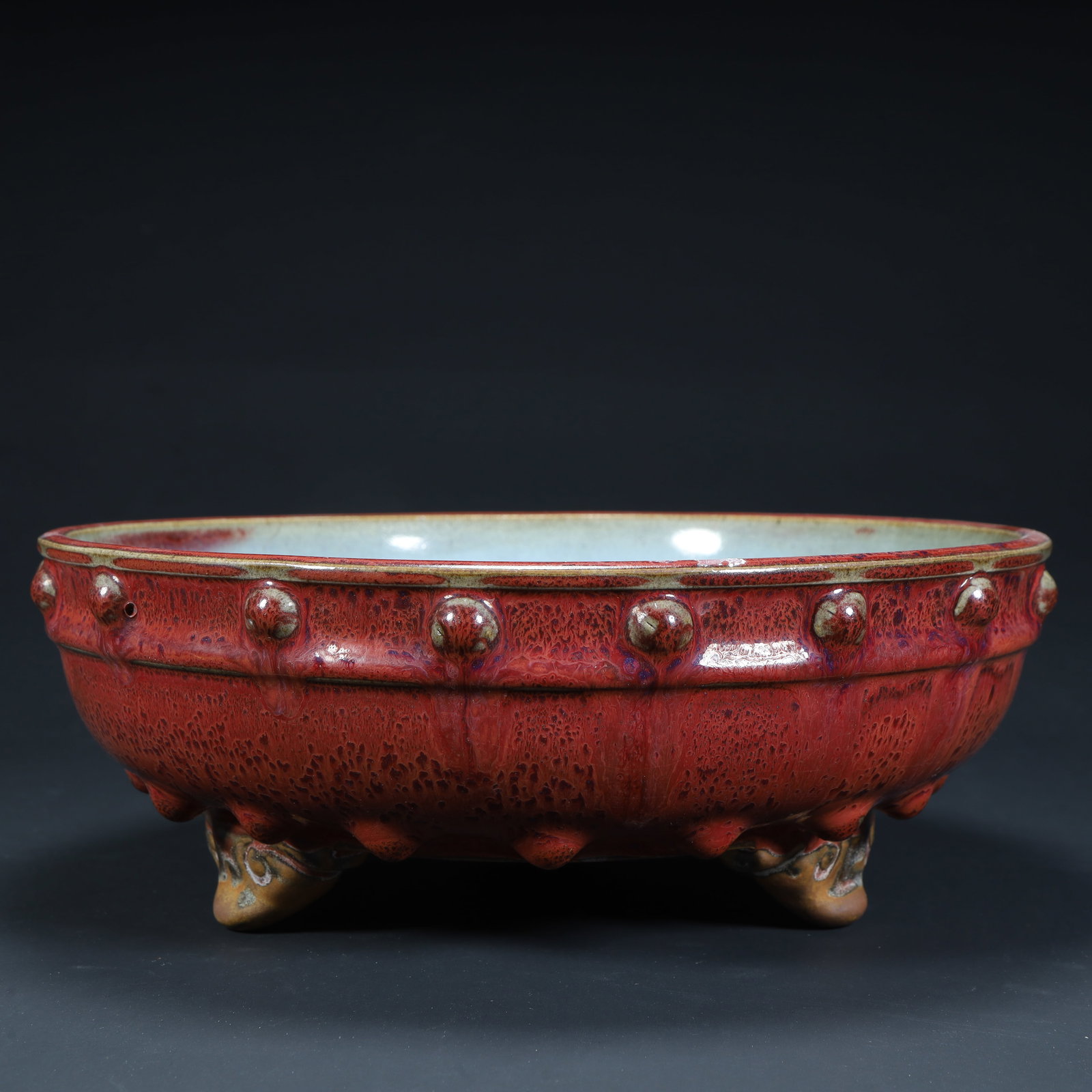 A piece of kiln in the Qing Dynasty turned red glaze drum nails to wash: The kiln in the Qing Dynasty turned red glaze drum nail washing size:H:9cm L: 25cmW:25cmW: 1.7kg (The Dimensions Of All Batches Are Manually Measured.If You Need More Detailed Information, Please Cont