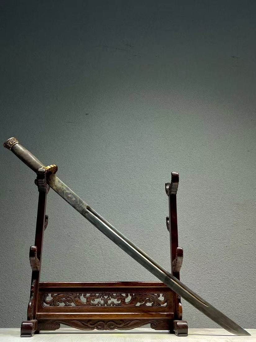 A fine cloisonn é enamel cloisonn é sword - 6