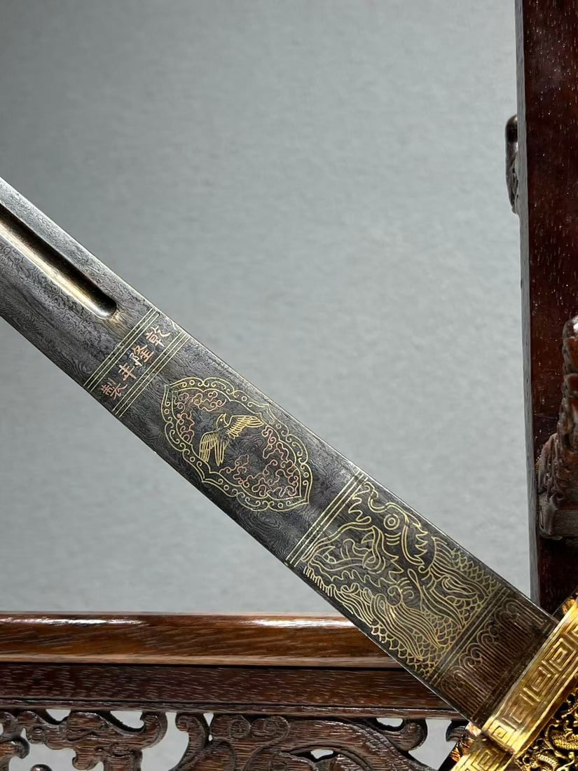 A fine cloisonn é enamel cloisonn é sword - 9