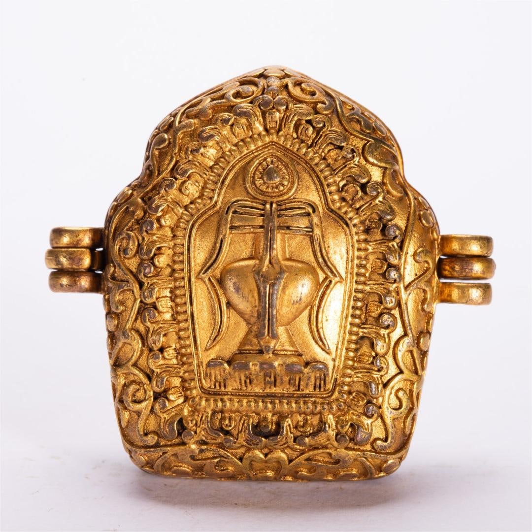 A beautiful copper gilt gau box (1 of 7)