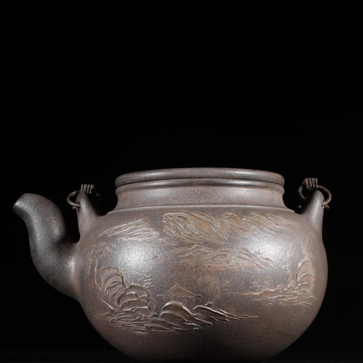 A Qing Dynasty four-sided calm purple clay pot style knows Chen Mingyuan: The four directions of the Qing Dynasty are calm and the purple clay pot knows Chen Mingyuan Size: L: 9.4 x W: 13.8 cm (The Dimensions Of All Batches Are Manually Measured.If You Need More Detailed In