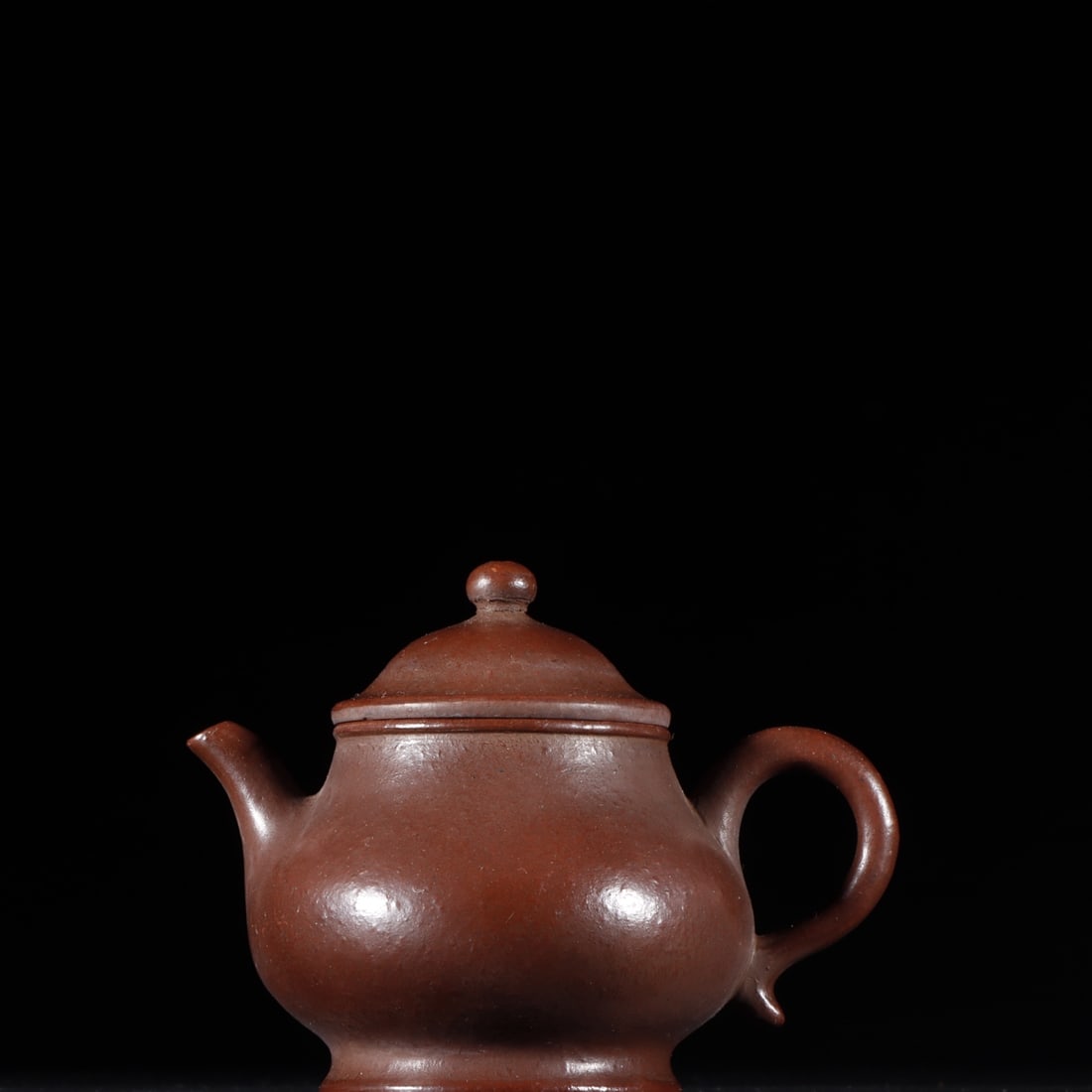 A piece of Song Dynasty official kiln ice crack begonia wash: Song Dynasty official kiln ice crack begonia wash Size: W: 15.6 cm; H: 8 cm (The Dimensions Of All Batches Are Manually Measured.If You Need More Detailed Information, Please Contact Our Customer