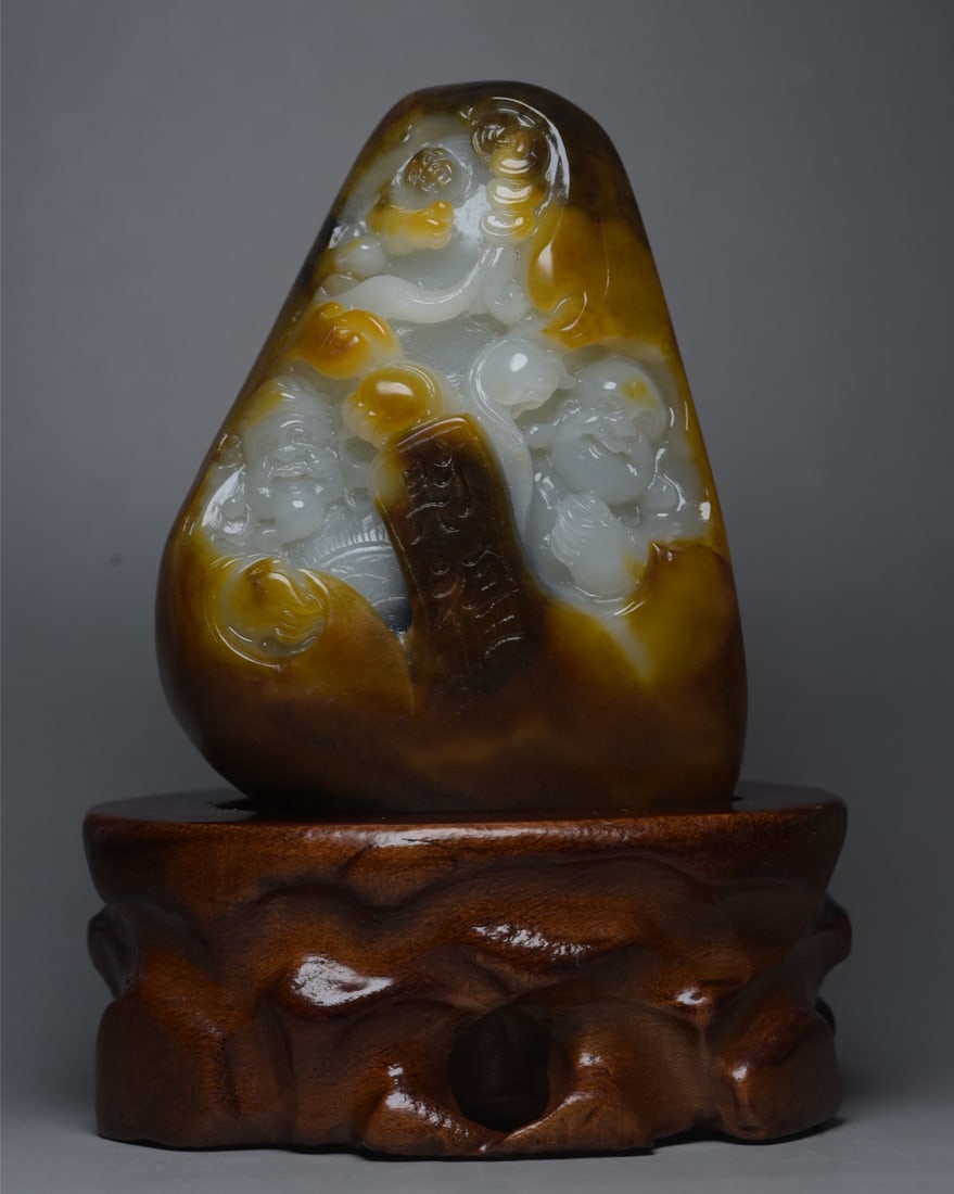 A piece of exquisite Hetian jade is prosperous and wealthy: Exquisite Hetian jade is prosperous and wealthy Size:14x9.6x5.7cm W:1.186kg (The Dimensions Of All Batches Are Manually Measured.If You Need More Detailed Information, Please Contact Our Customer