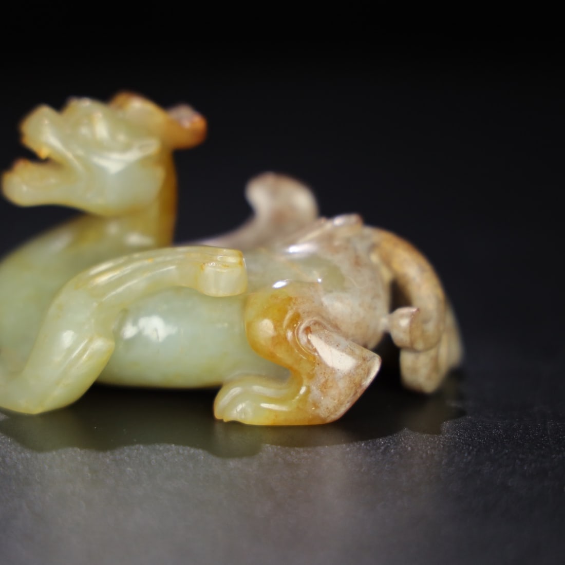 A beautiful Hetian jade beast - 3