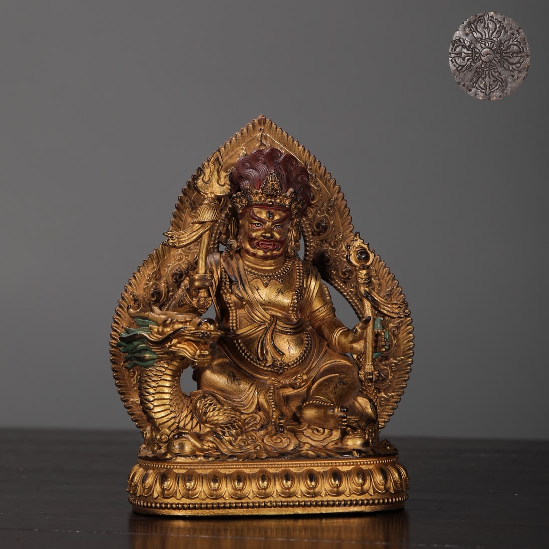 A statue of the god of wealth in bronze gold and gold in the Ming Dynasty: The statue of the god of wealth in the Ming Dynasty Size:H:10cm W:8cm W:0.35kg (The Dimensions Of All Batches Are Manually Measured.If You Need More Detailed Information, Please Contact Our Customer S