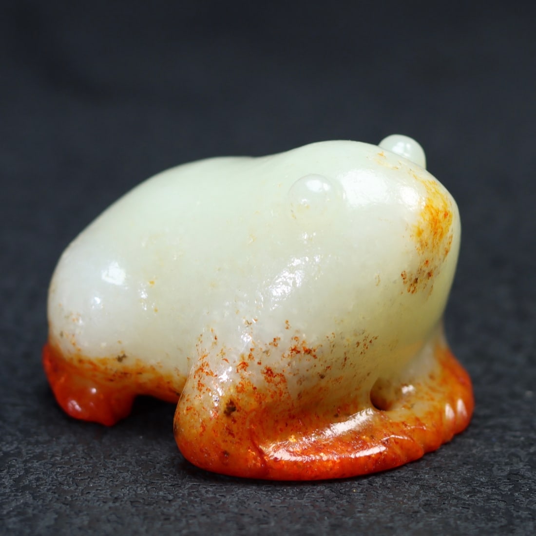 A beautiful Hetian jade frog - 3