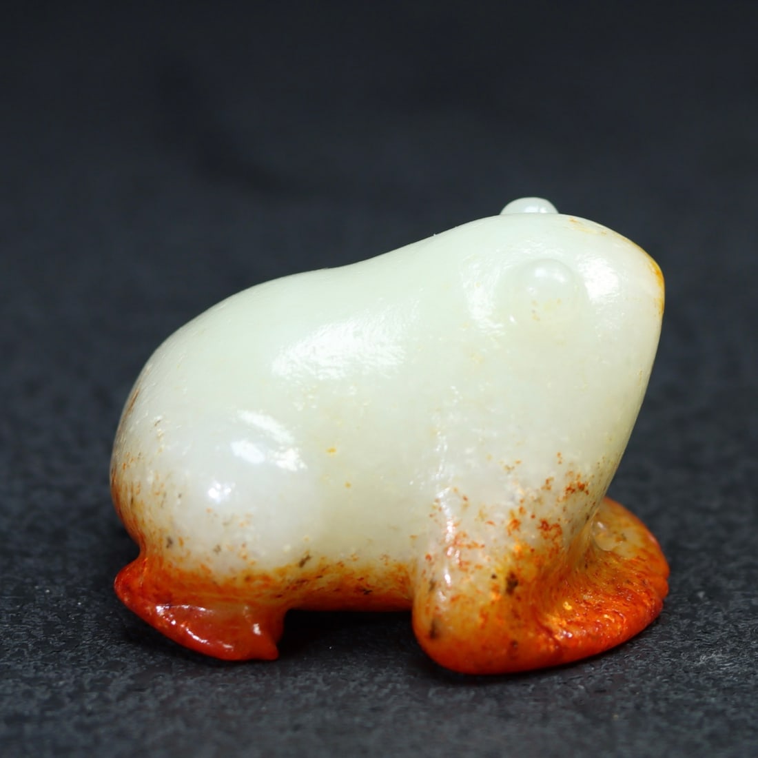 A beautiful Hetian jade frog - 4