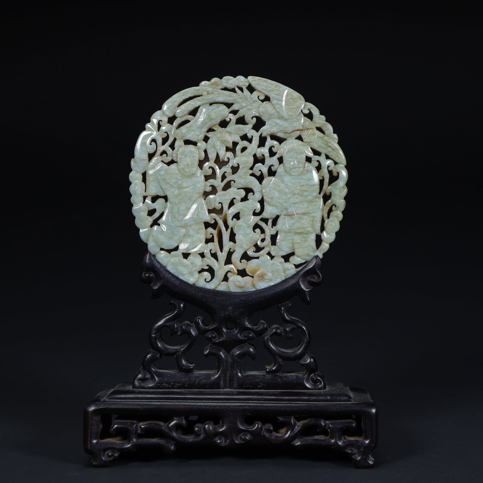 A fine white jade hollow carved entwined floral pattern spherical aromatherapy: Exquisite white jade hollow carved entwined floral pattern spherical aromatherapy Size:H:15cmxD:8.8cm W: 0.213kg (The Dimensions Of All Batches Are Manually Measured.If You Need More Detailed Informat