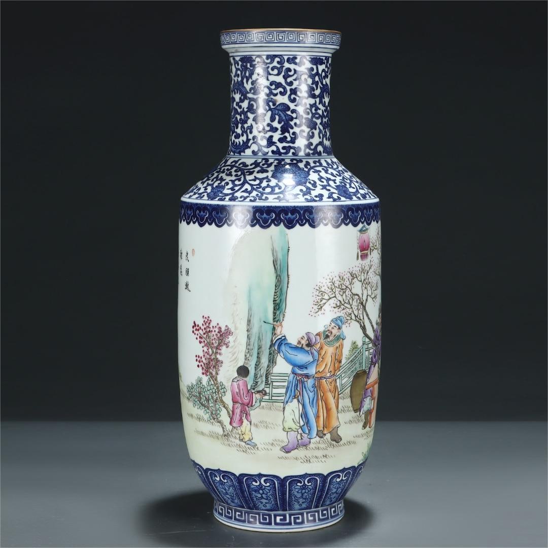 A Qing Dynasty blue powder entwined flower character story gilded mallet bottle: Qing Dynasty blue powder color entwined flower character story gold-painted mallet bottle Flower core Size:63x34cm Porcelain H:46.3cm Belly diameter:19.5cm (The Dimensions Of All Batches Are Manually 