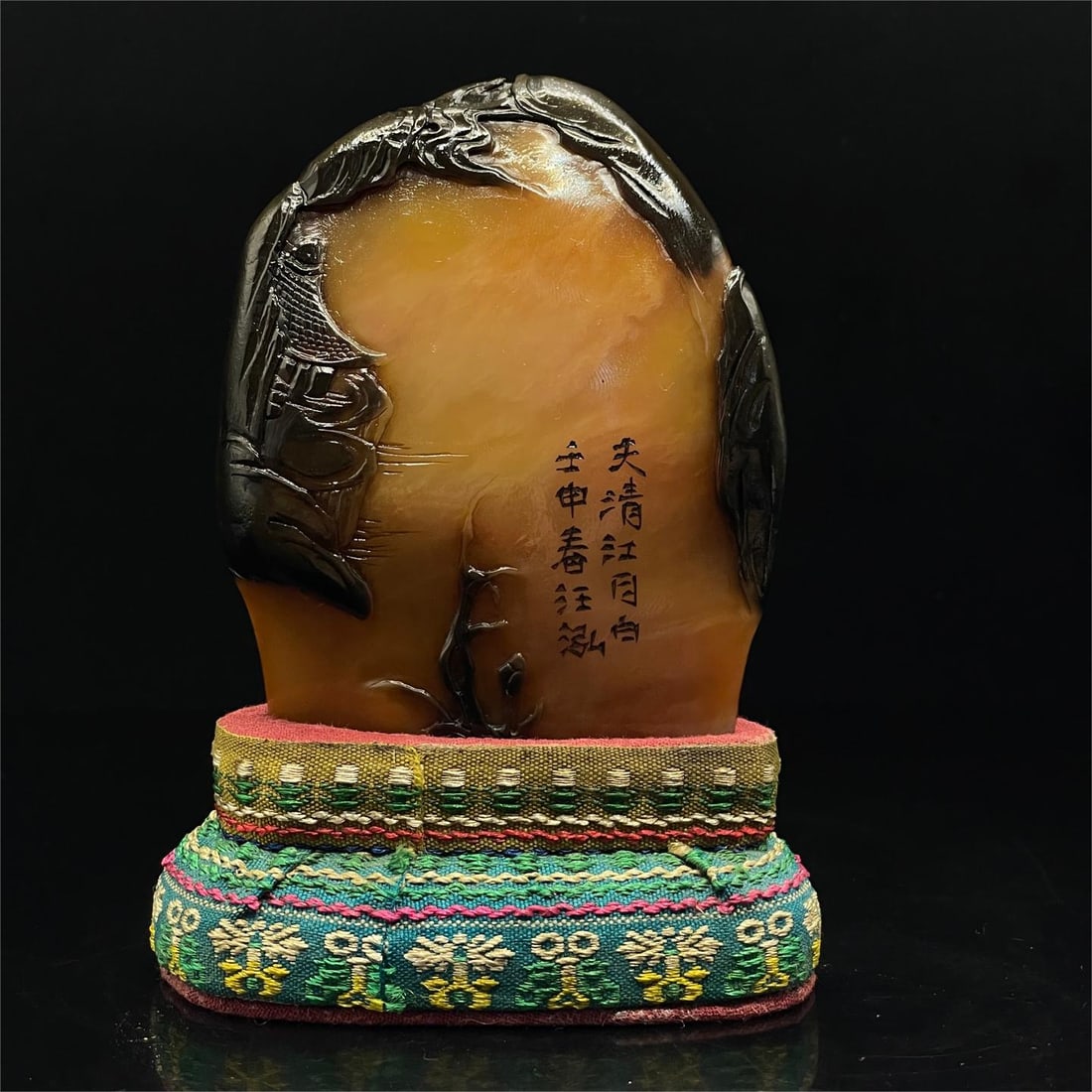 A beautiful crow skin malt Huangtian Huangshi landscape character story ornament seal (1 of 7)