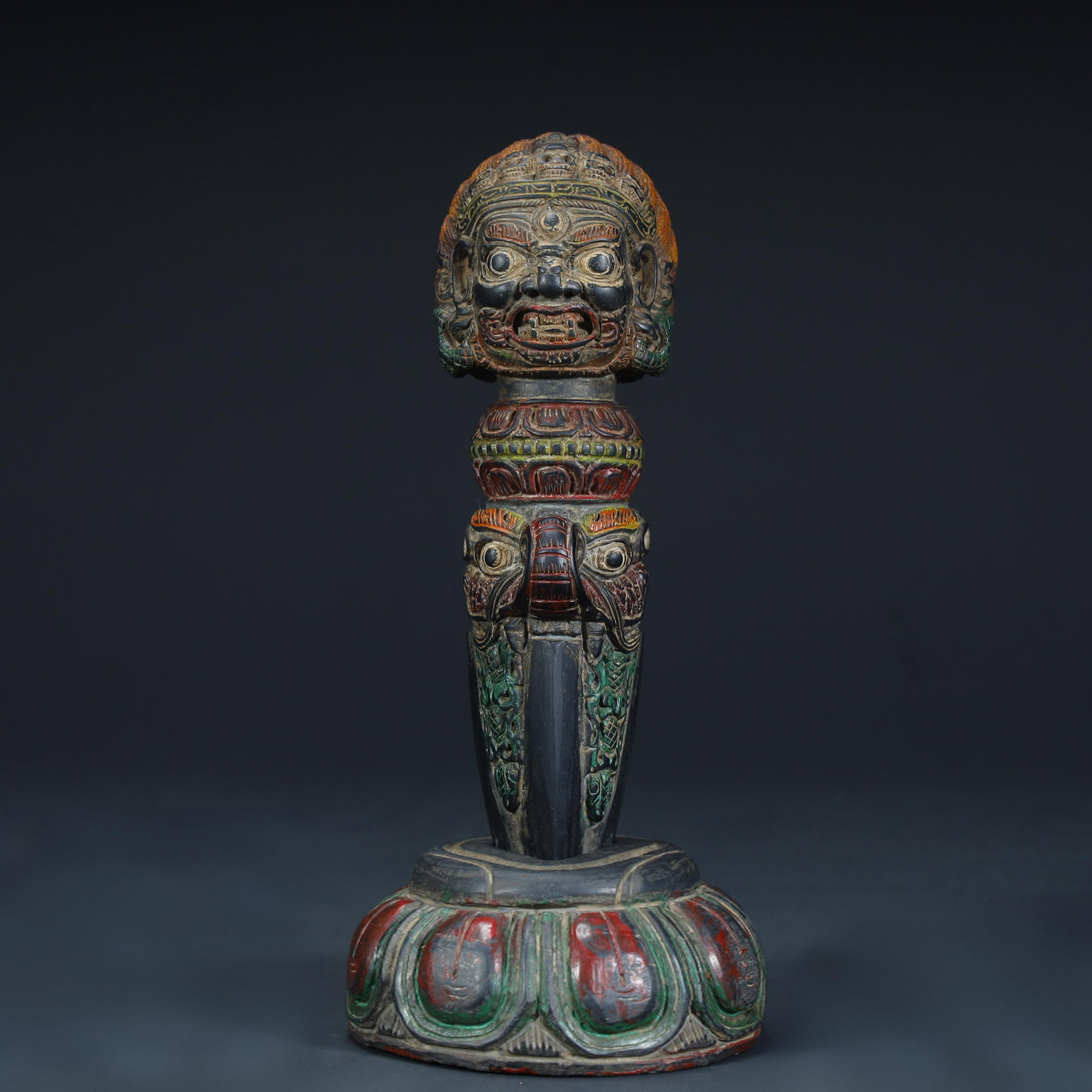 A stone carved painted Dharma protector vajra of the Qing Dynasty: The stone carving and painted vajra of the Qing Dynasty Size:H:16cmxL:7.5cmxW:7.5cm W: 0.502kg (The Dimensions Of All Batches Are Manually Measured.If You Need More Detailed Information, Please Contac