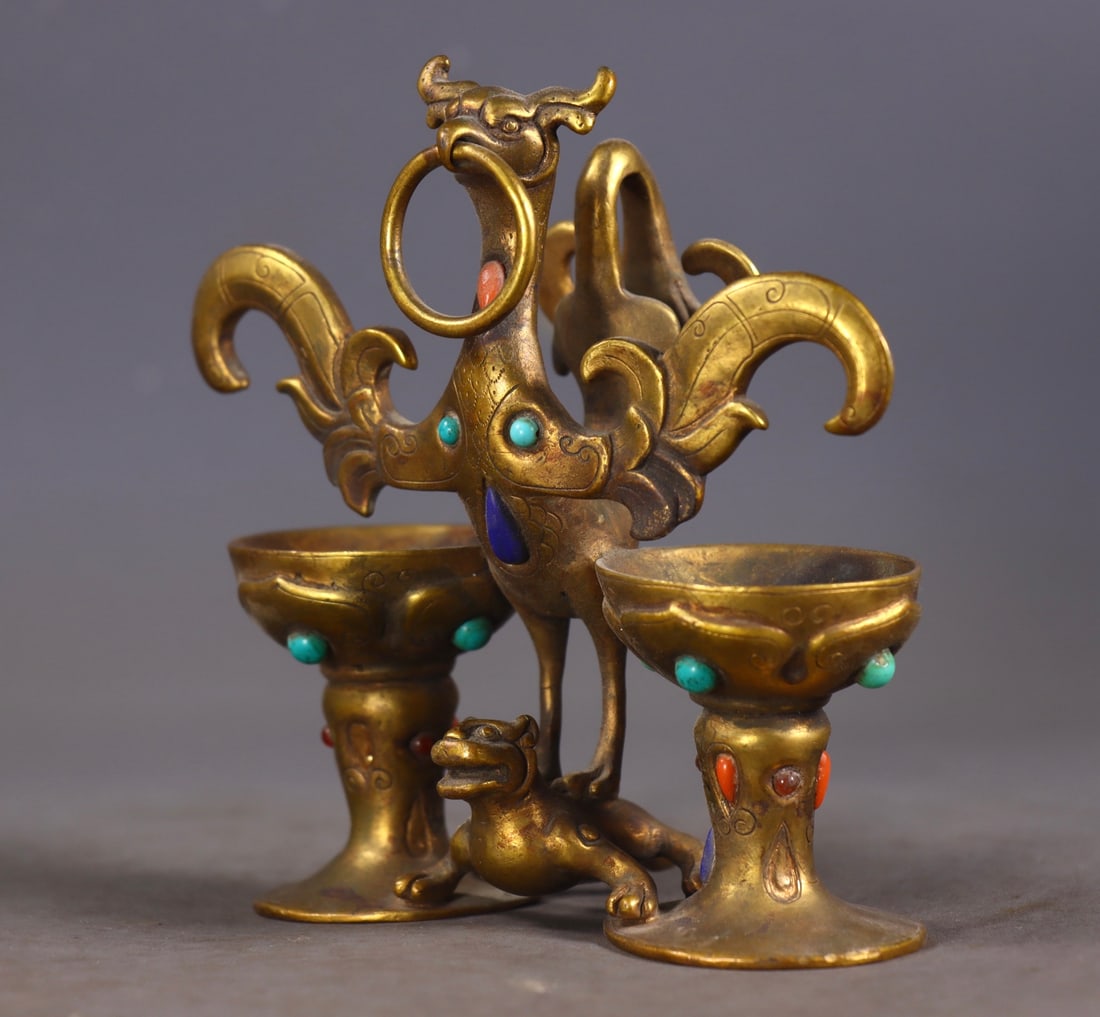 A fine copper-gilt gemstone phoenix cup - 4