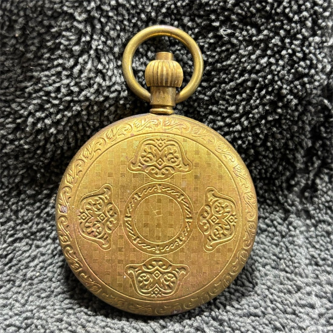 A beautiful pocket watch with a mechanical movement: Exquisite mechanical movement pocket watch Size:D:5cm (The Dimensions Of All Batches Are Manually Measured.If You Need More Detailed Information, Please Contact Our Customer Service Before Bidding.)