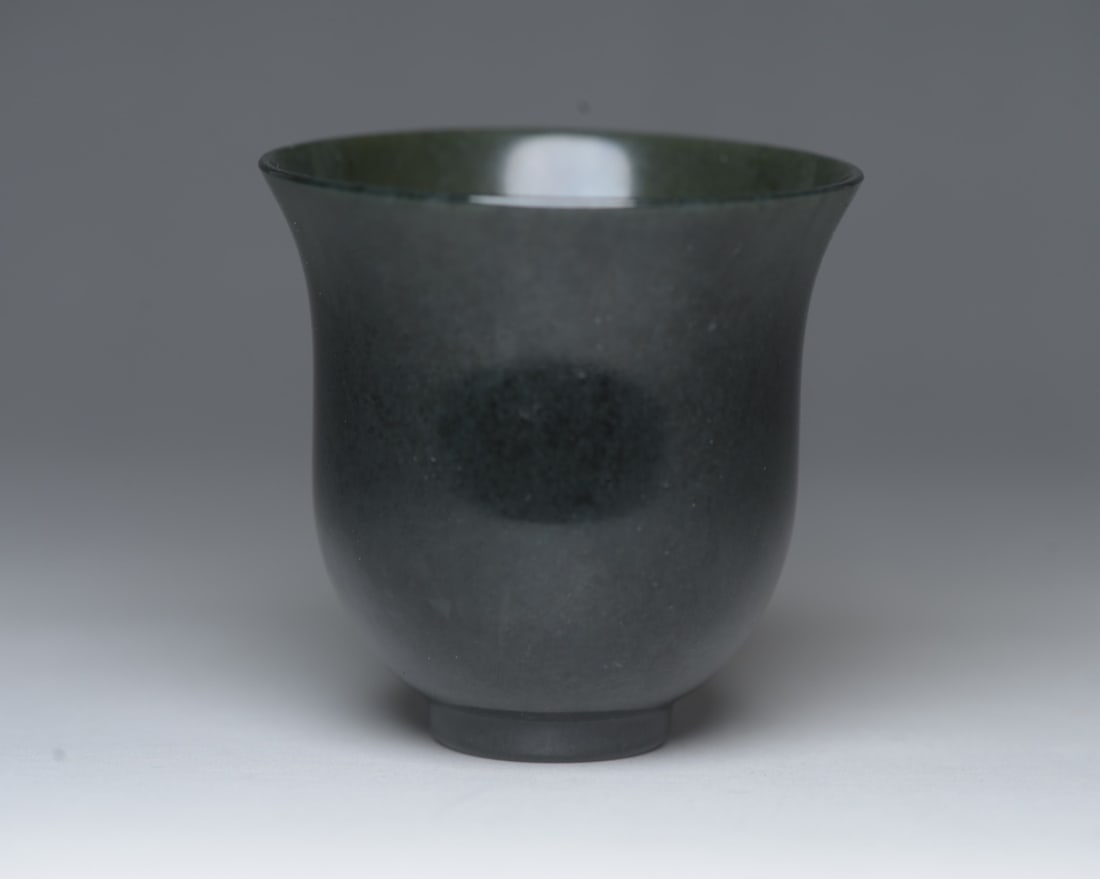 A beautiful Hetian jade cup - 4